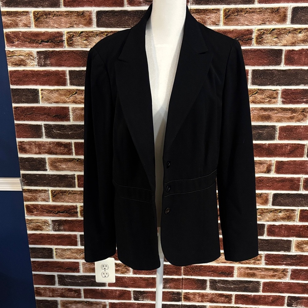 Atelier Sona Black Blazer